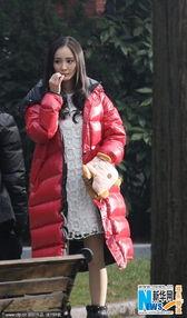 娱乐吃瓜酱羽绒服